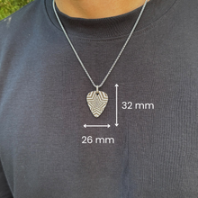 Cargar imagen en el visor de la galería, Collar con púa Hipnosis grabado texto gratis (Estrella)